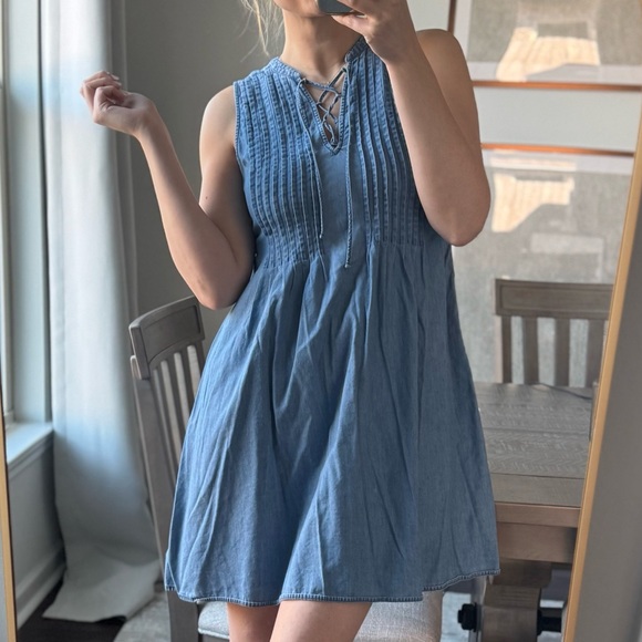 Old Navy Dresses & Skirts - Precious Pleated Blue Jean Chambray Sleeveless Denim Dress